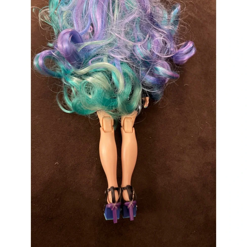 Rainbow‎ High Holly De'Vious Fashion Doll Blue Purple Hair Metallic Outfit RH1